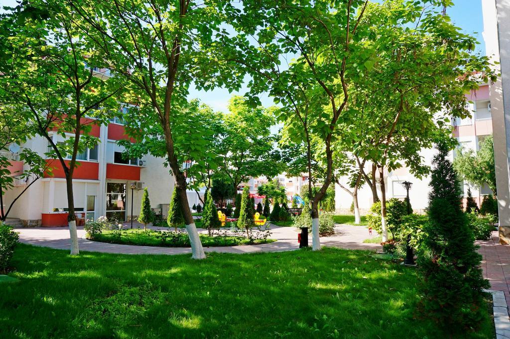 Gt Sunny Fort Apartments Солнечный берег Экстерьер фото